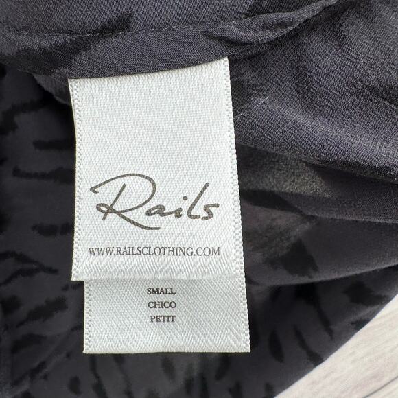 Rails Hilary Cheetah Print Faux Wrap Blouse Womens Small Gray Black - Picture 8 of 13